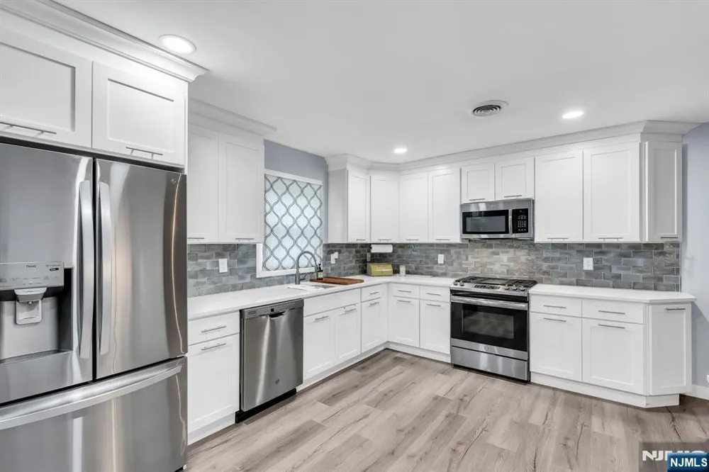 214 Westbrook Drive Berkeley, NJ 08757