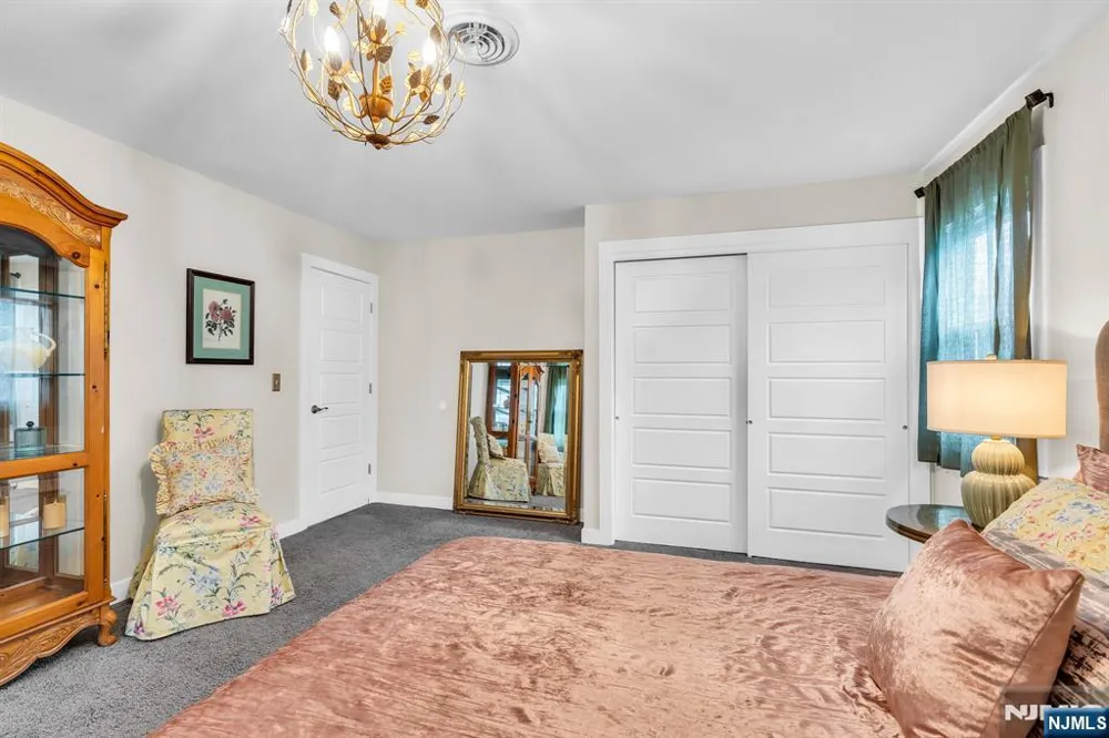 214 Westbrook Drive Berkeley, NJ 08757