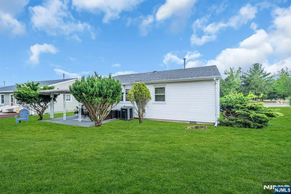 214 Westbrook Drive Berkeley, NJ 08757