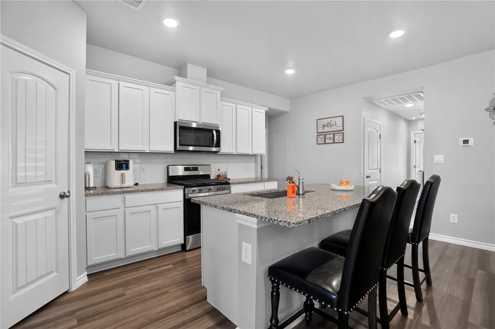 2641 Excelsior Boulevard Corpus Christi, TX 78415
