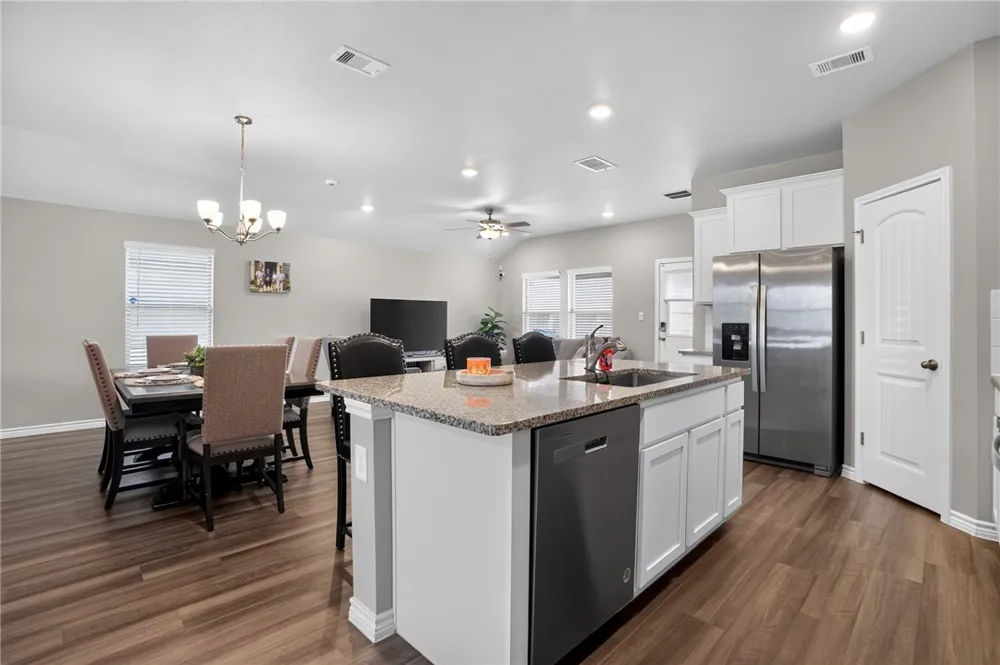 2641 Excelsior Boulevard Corpus Christi, TX 78415