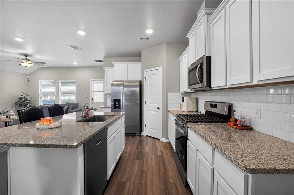 2641 Excelsior Boulevard Corpus Christi, TX 78415