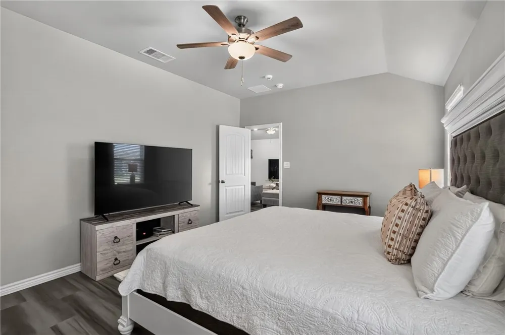 2641 Excelsior Boulevard Corpus Christi, TX 78415
