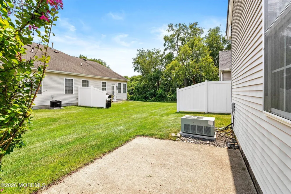 101 Meadowlark Drive Hamilton, NJ 08690