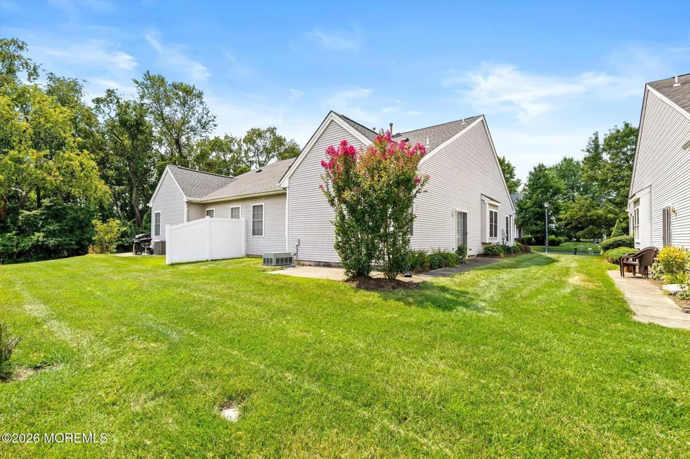 101 Meadowlark Drive Hamilton, NJ 08690
