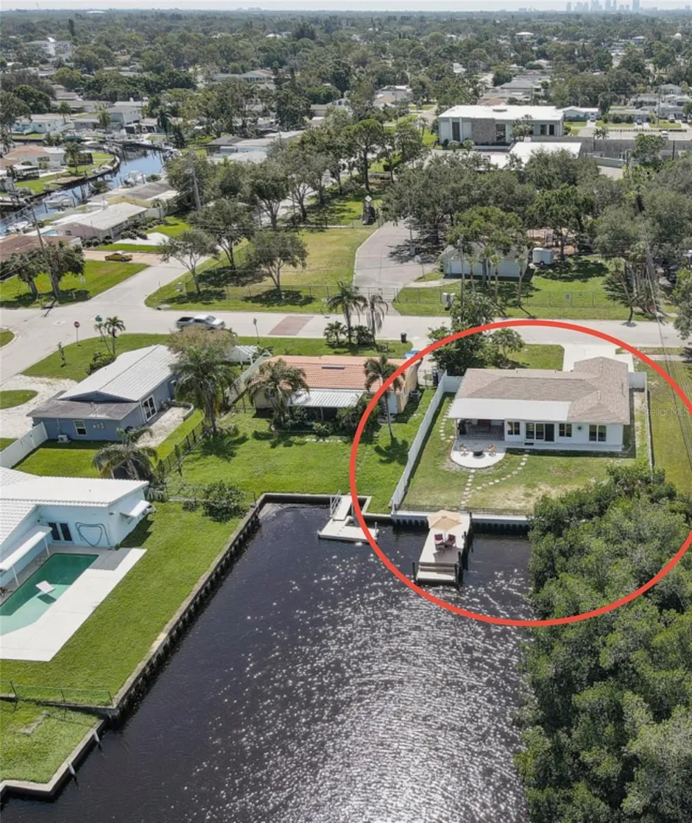 265 96TH AVENUE St Petersburg, FL 33702