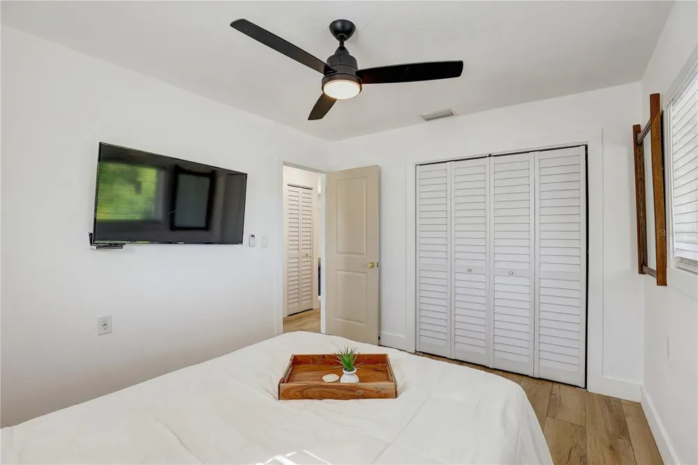 265 96TH AVENUE St Petersburg, FL 33702