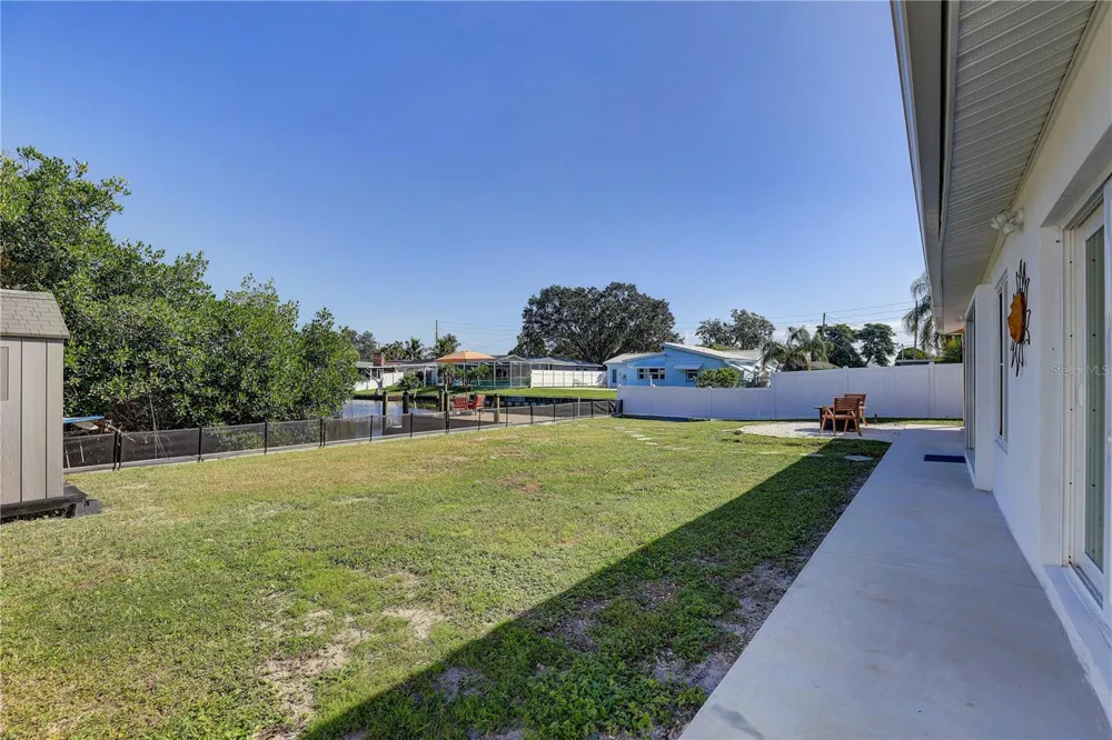 265 96TH AVENUE St Petersburg, FL 33702