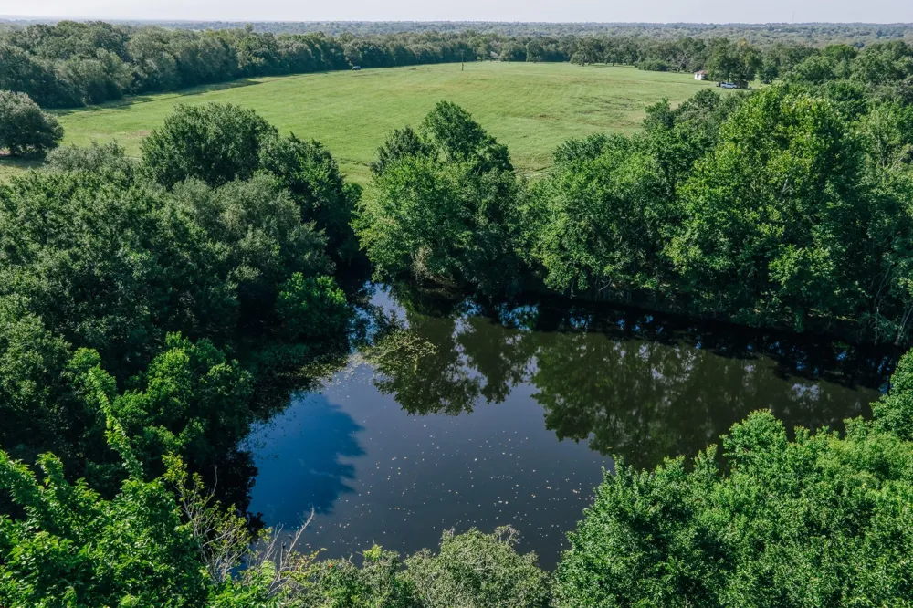 10671 Hidalgo Falls Rd Washington, TX 77880