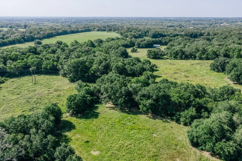 10671 Hidalgo Falls Rd Washington, TX 77880