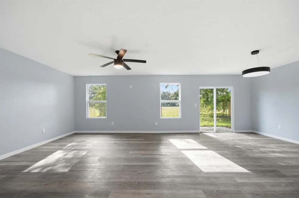 4327 Bessie Circle E Jacksonville, FL 32209