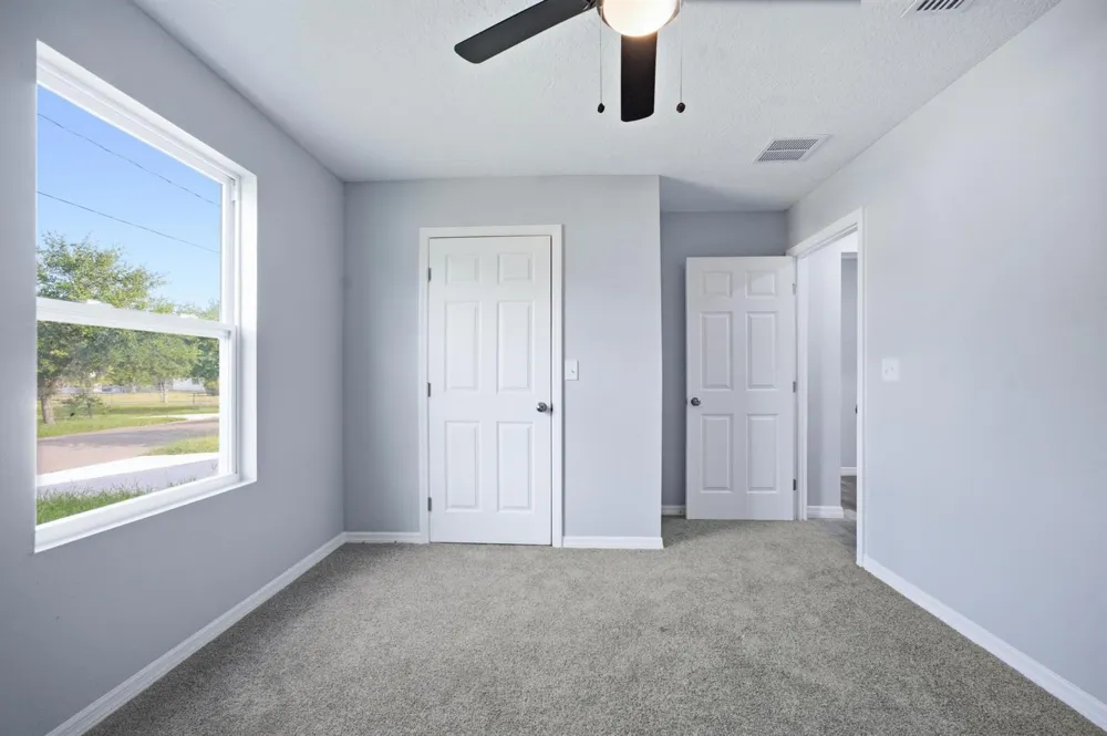 4327 Bessie Circle E Jacksonville, FL 32209