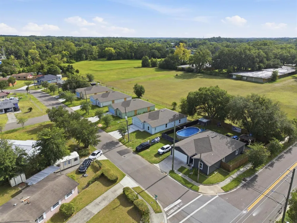 4327 Bessie Circle E Jacksonville, FL 32209