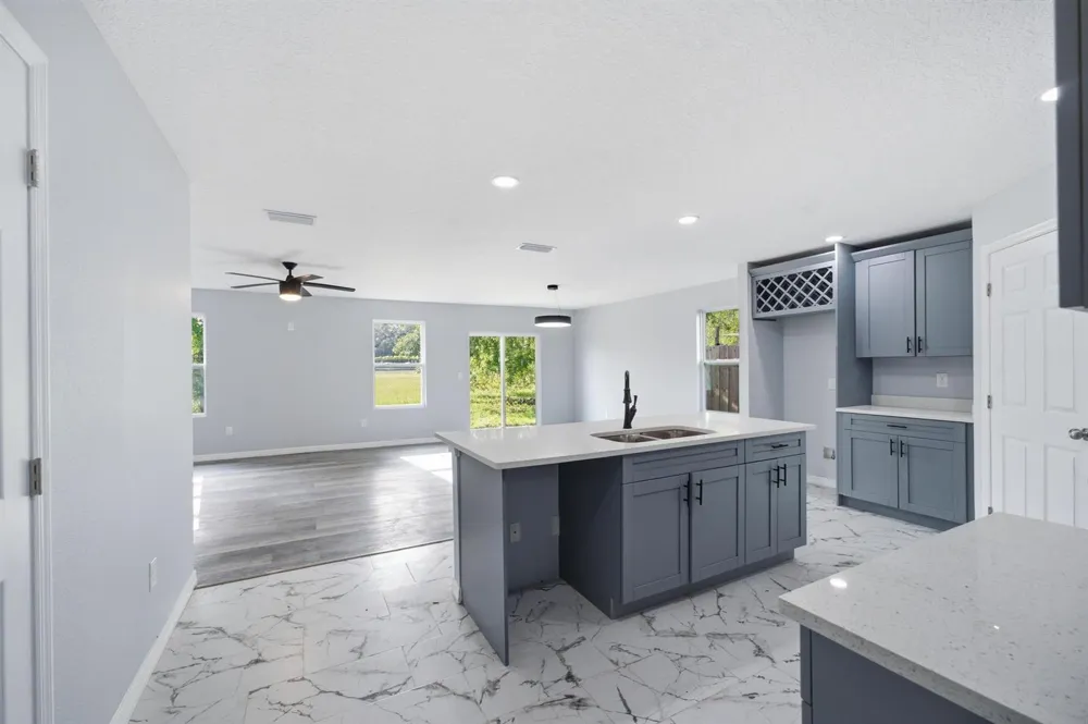 4327 Bessie Circle E Jacksonville, FL 32209