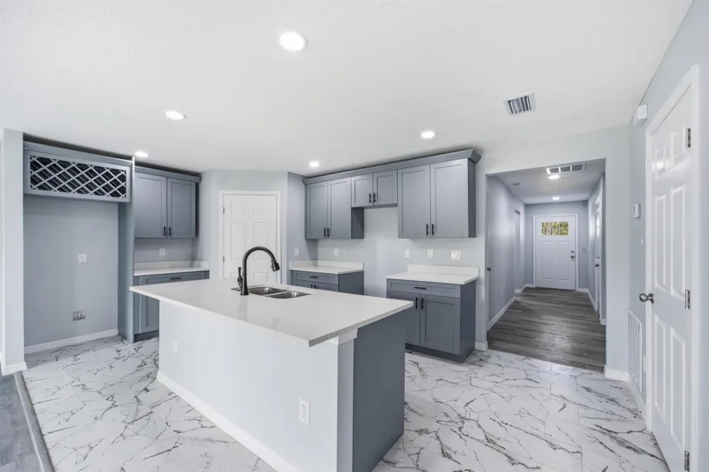 4327 Bessie Circle E Jacksonville, FL 32209
