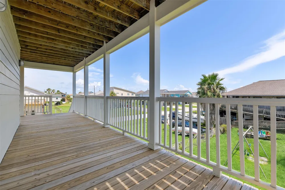 4006 Fort Bend Drive Galveston, TX 77554