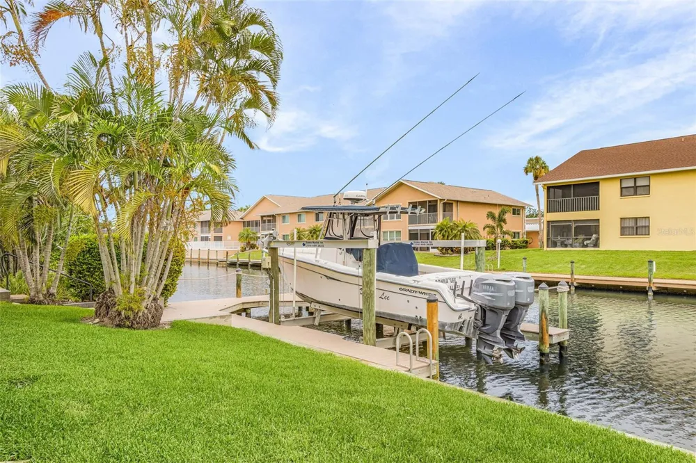 4903 SW 11TH PLACE Cape Coral, FL 33914
