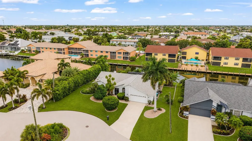 4903 SW 11TH PLACE Cape Coral, FL 33914