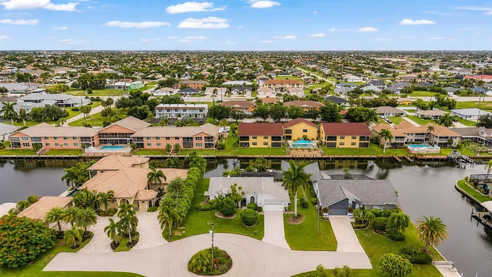 4903 SW 11TH PLACE Cape Coral, FL 33914