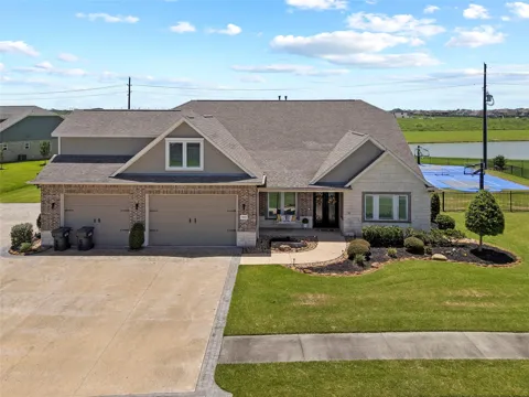 14214 Meadowlands Drive