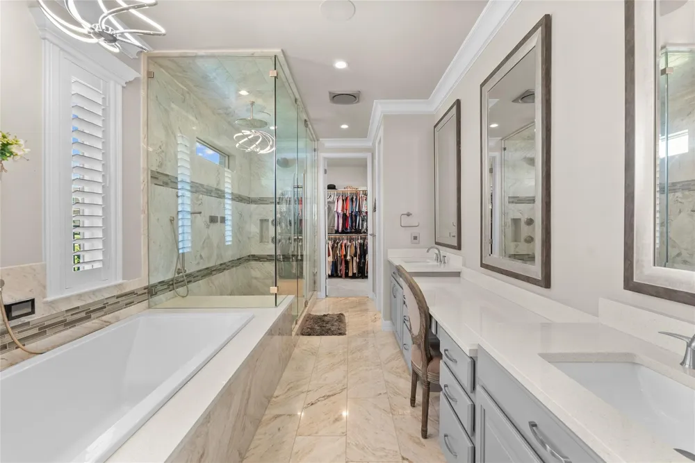 14214 Meadowlands Drive Mont Belvieu, TX 77523