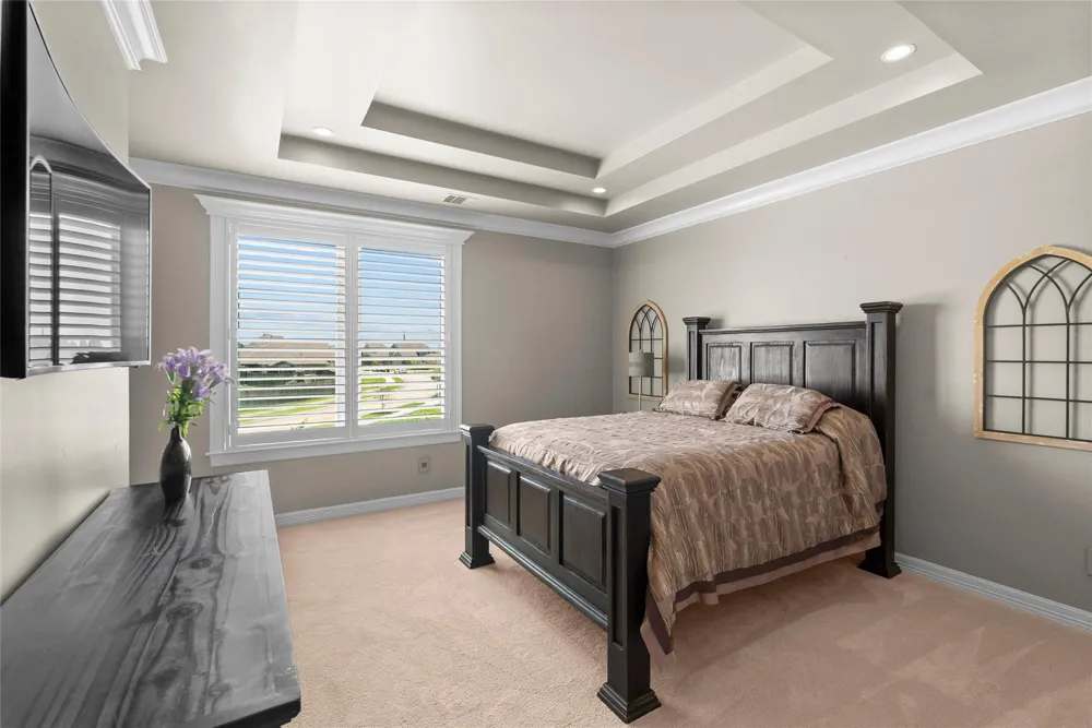 14214 Meadowlands Drive Mont Belvieu, TX 77523