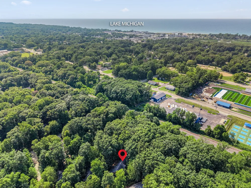 18 Walden Way New Buffalo, MI 49117