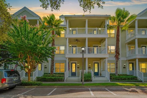 227 MCLEODS WAY