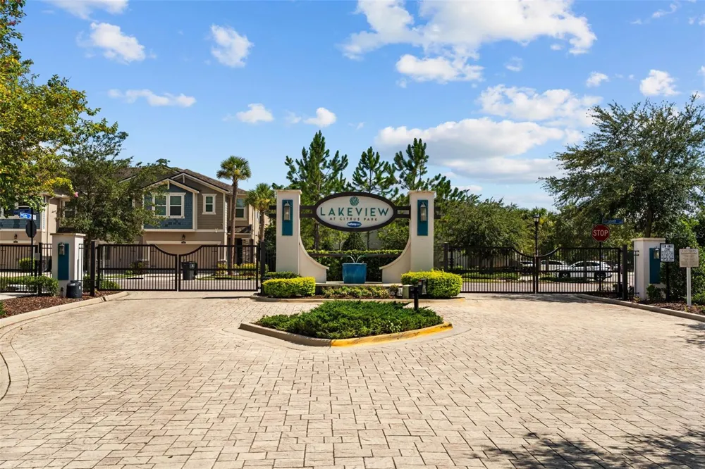 14221 PONDHAWK LANE Tampa, FL 33625