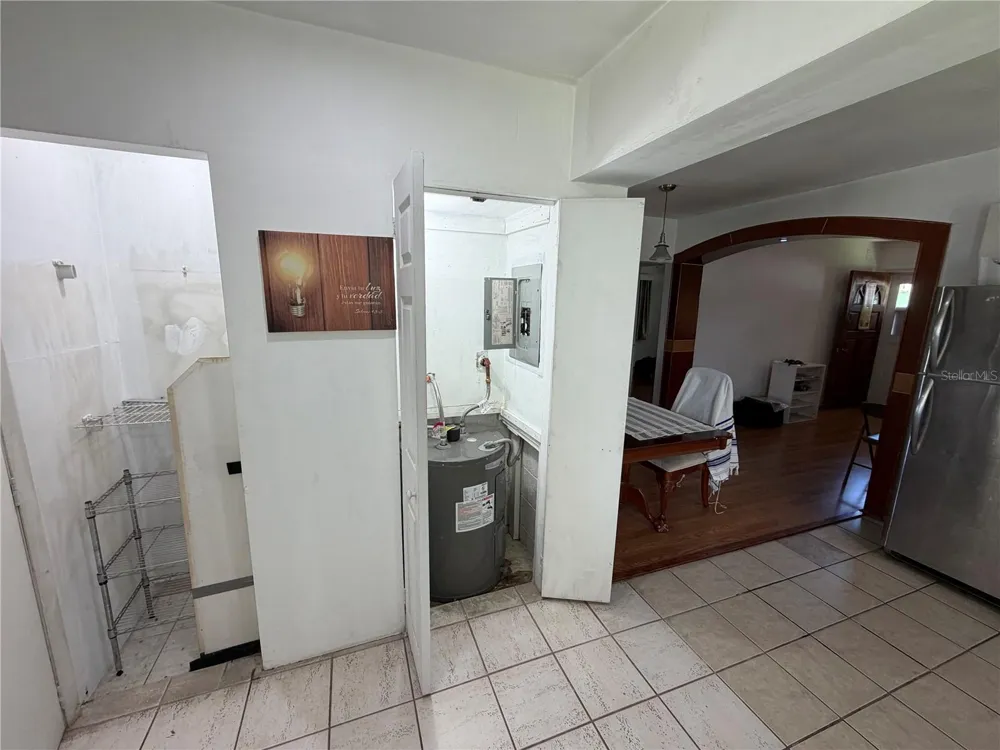 2447 ARTHUR STREET Hollywood, FL 33020