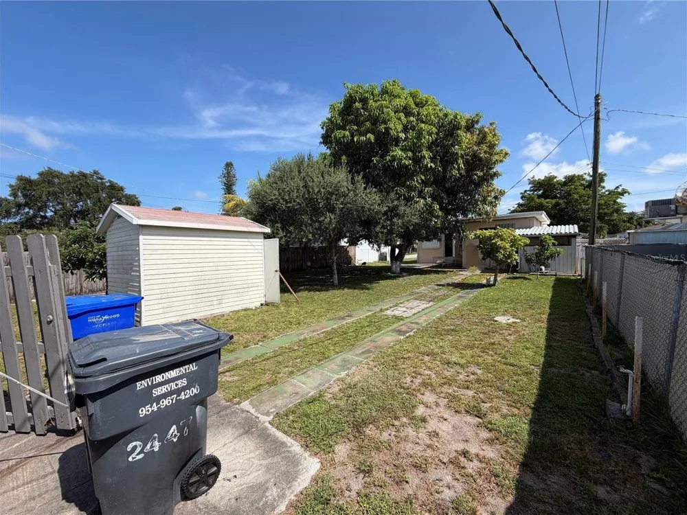 2447 ARTHUR STREET Hollywood, FL 33020