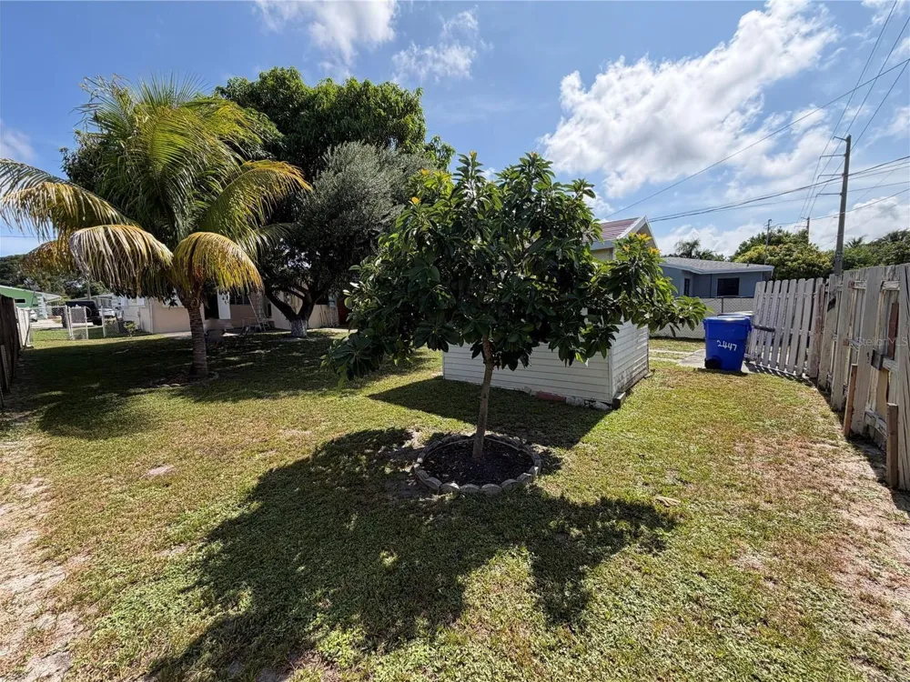 2447 ARTHUR STREET Hollywood, FL 33020