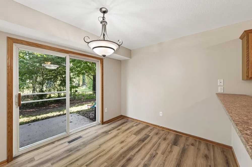 833 Glen Road Newport, MN 55055