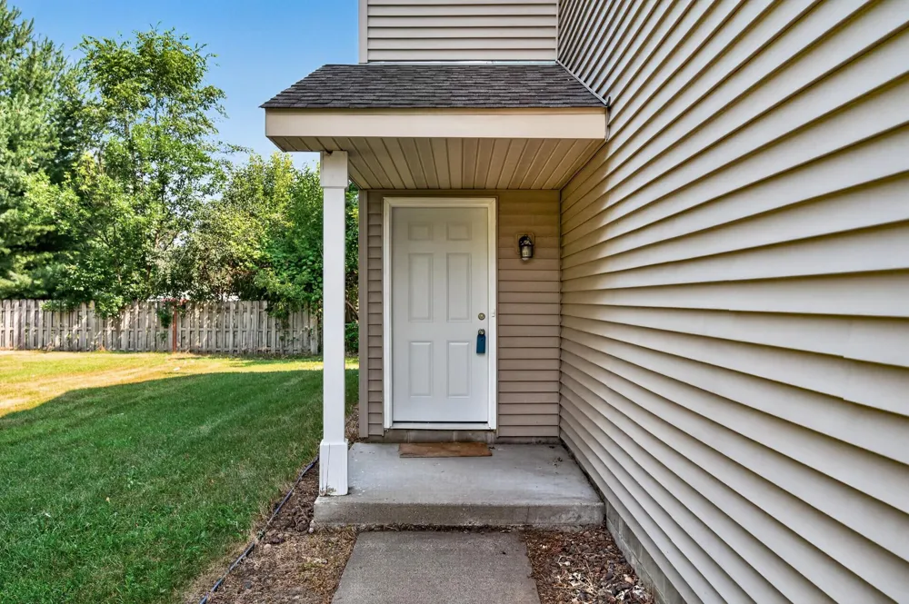833 Glen Road Newport, MN 55055