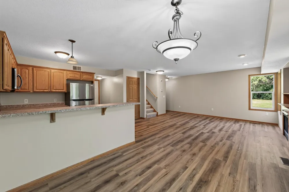 833 Glen Road Newport, MN 55055
