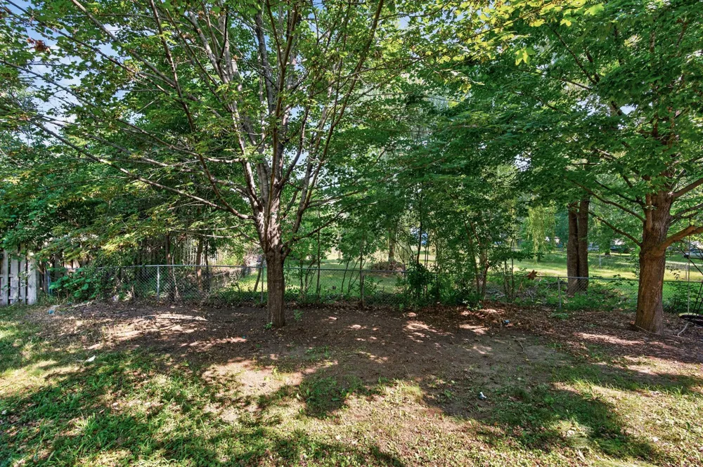 833 Glen Road Newport, MN 55055