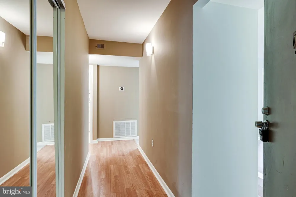 2210 SPRINGWOOD DRIVE #207 Reston, VA 20191