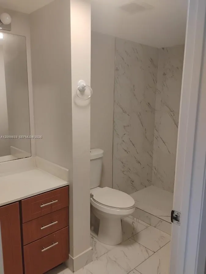 729 729 #729 Plantation, FL 33324
