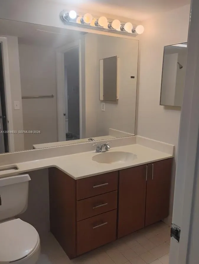 729 729 #729 Plantation, FL 33324