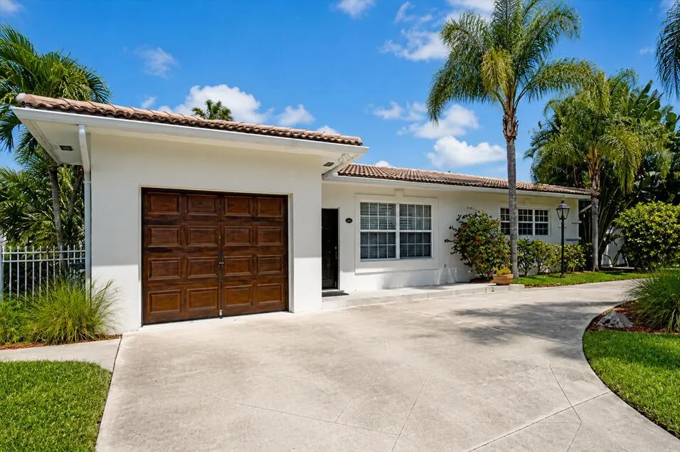 2031 Pleasant Drive Juno Beach, FL 33408