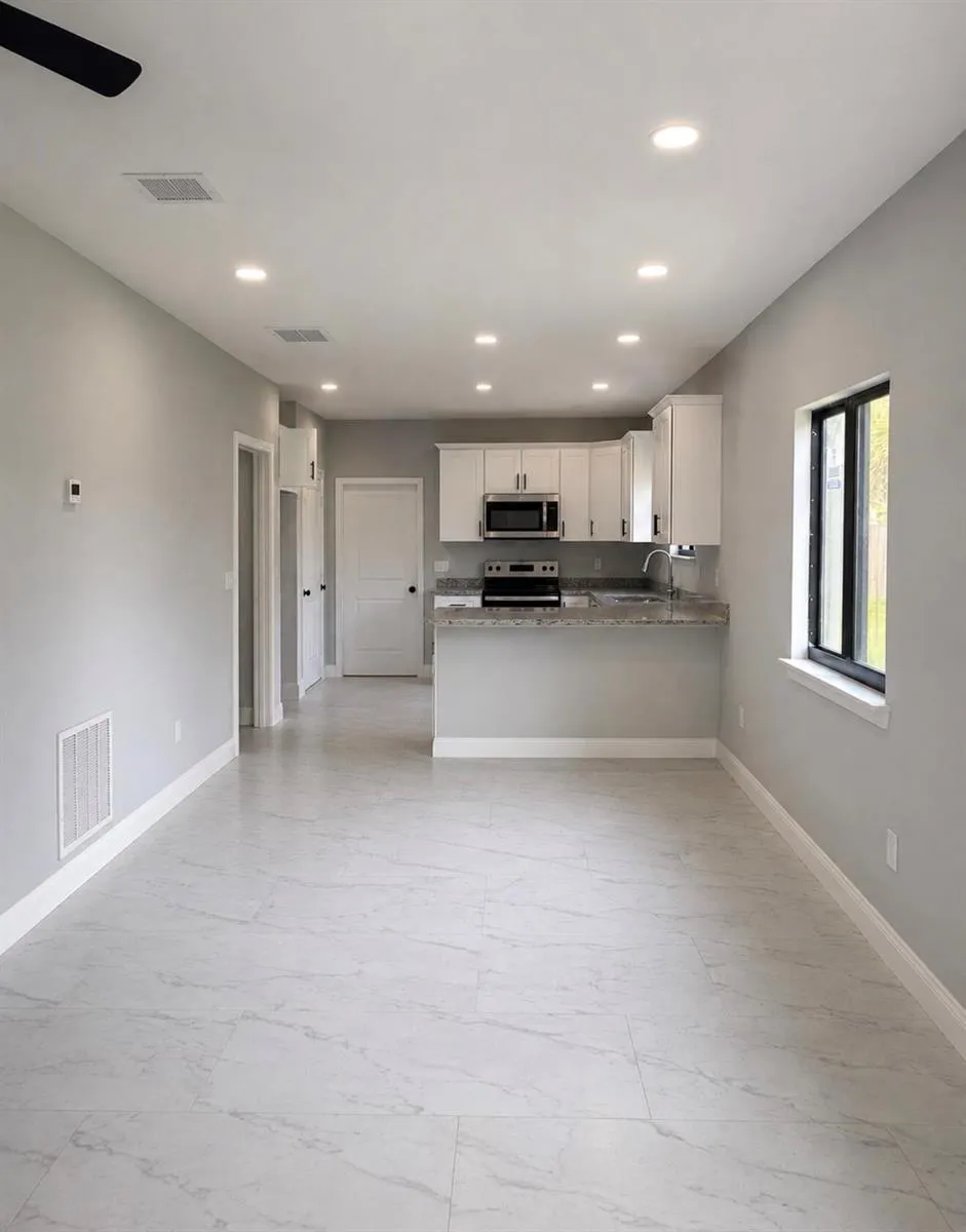 617 Texas Court Fort Pierce, FL 34950