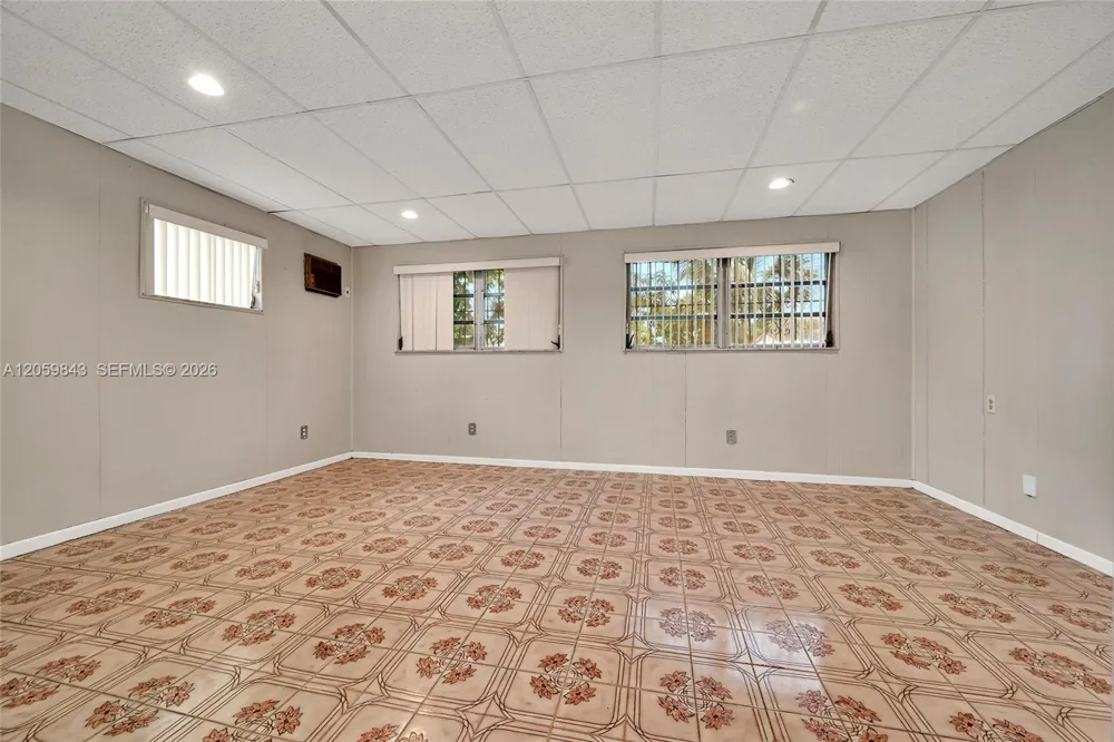 19401 NW 23rd Ave Miami Gardens, FL 33056
