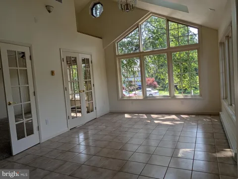 413 JENNIFER DRIVE