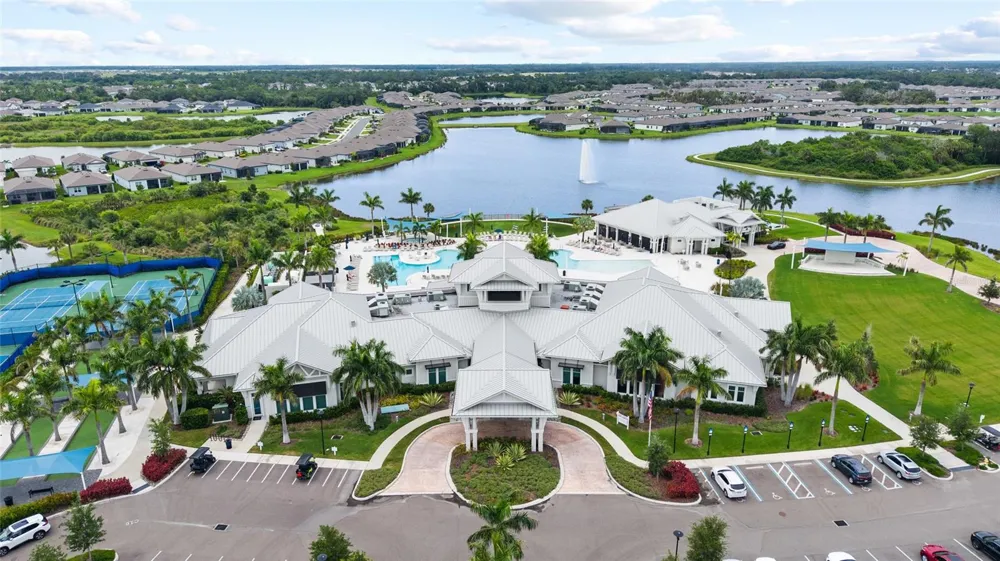 9454 BALLASTER POINTE LOOP Parrish, FL 34219