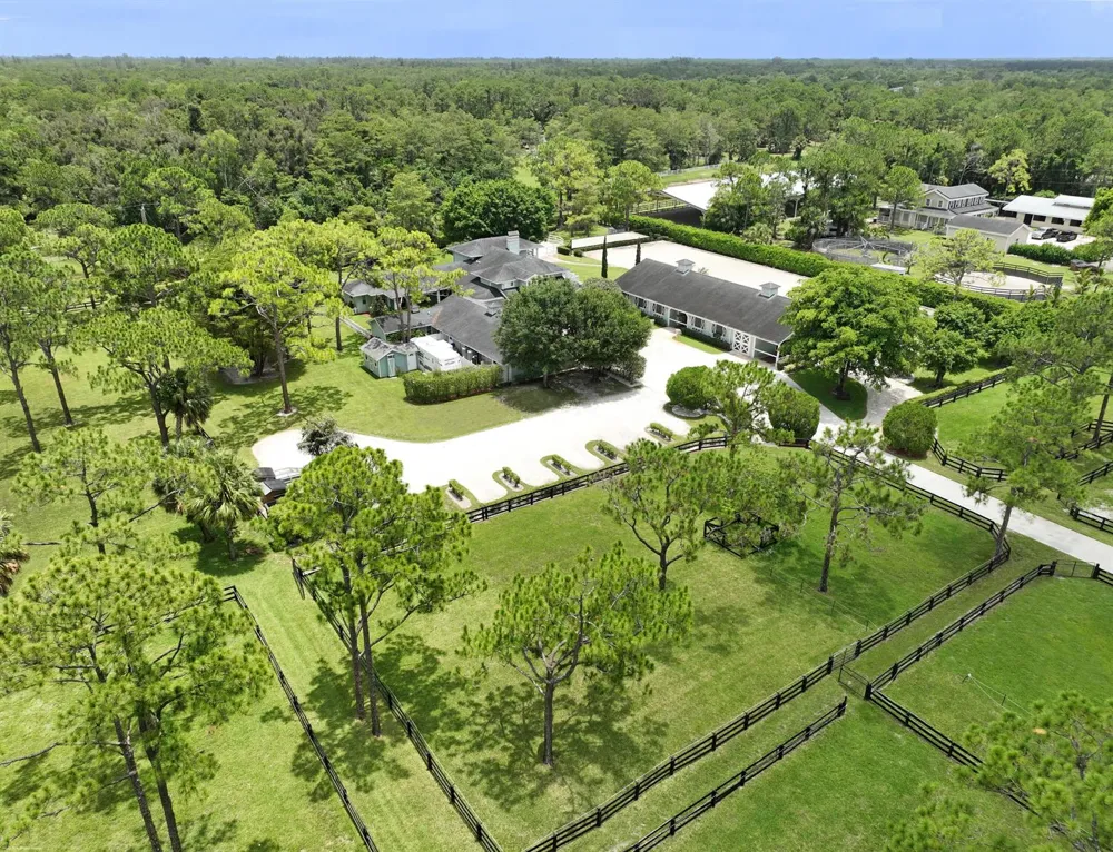 2740 Buck Ridge Trail Loxahatchee, FL 33470