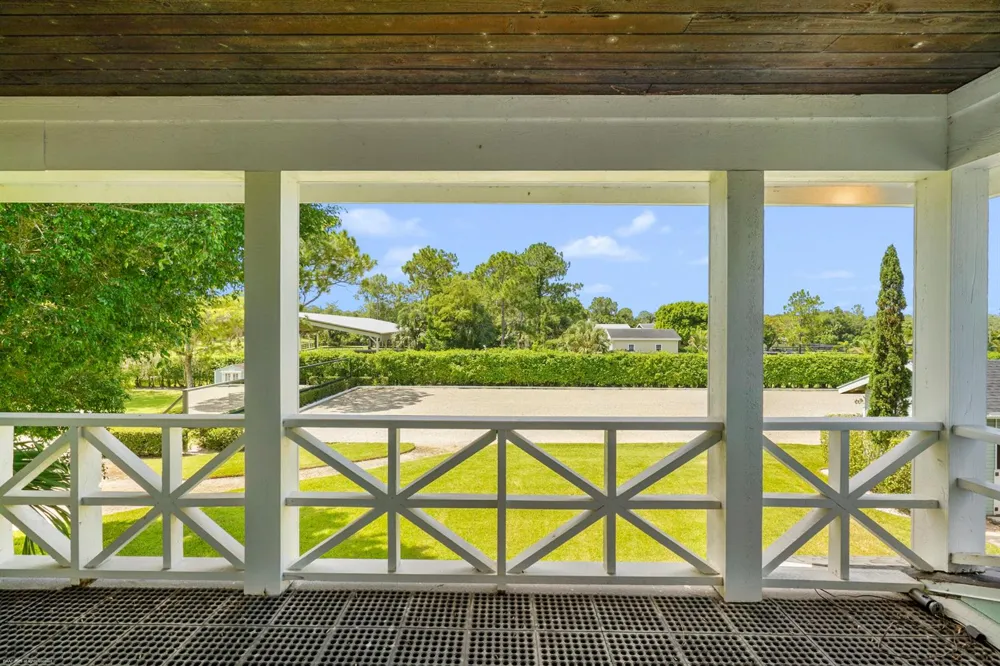 2740 Buck Ridge Trail Loxahatchee, FL 33470
