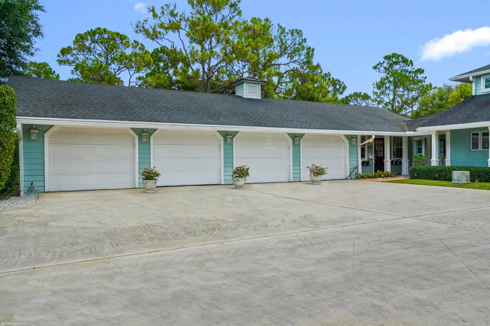 2740 Buck Ridge Trail Loxahatchee, FL 33470
