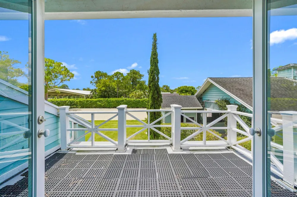 2740 Buck Ridge Trail Loxahatchee, FL 33470