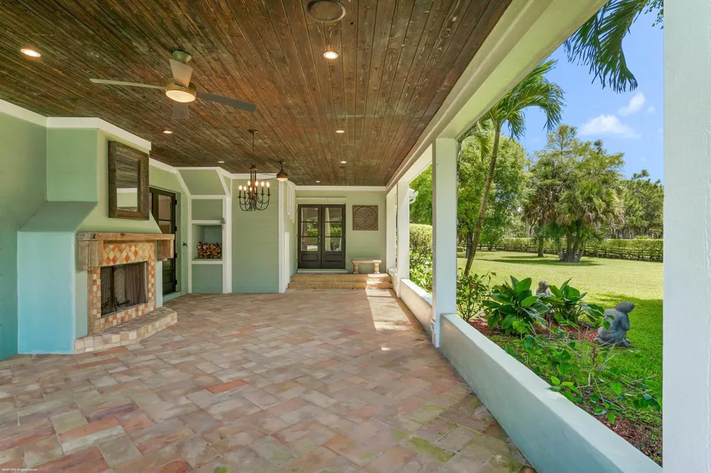 2740 Buck Ridge Trail Loxahatchee, FL 33470