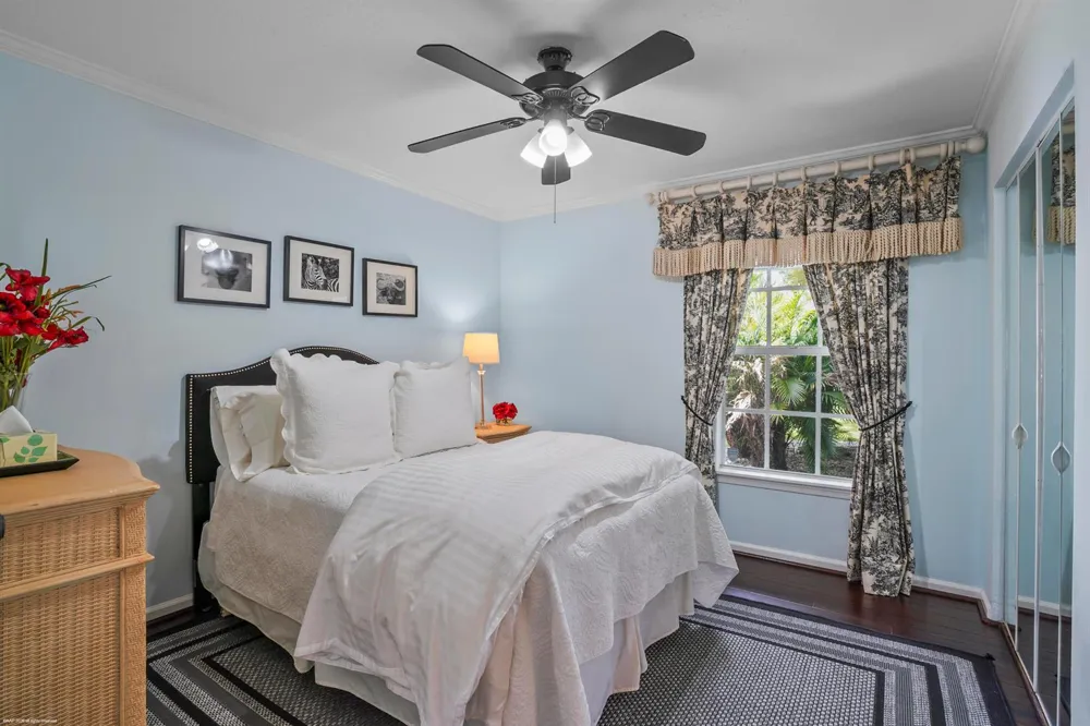 2740 Buck Ridge Trail Loxahatchee, FL 33470
